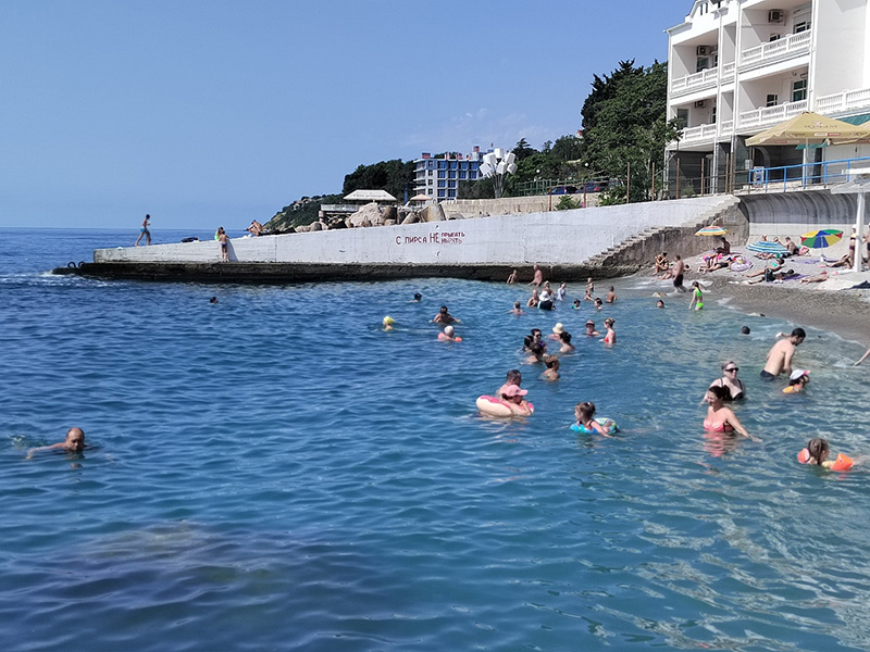 На пляжах Крыма установят видеокамеры